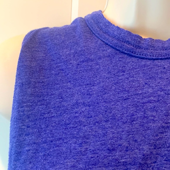 Free people movement size xs athletic purple top with criss cross back - Picture 6 of 7